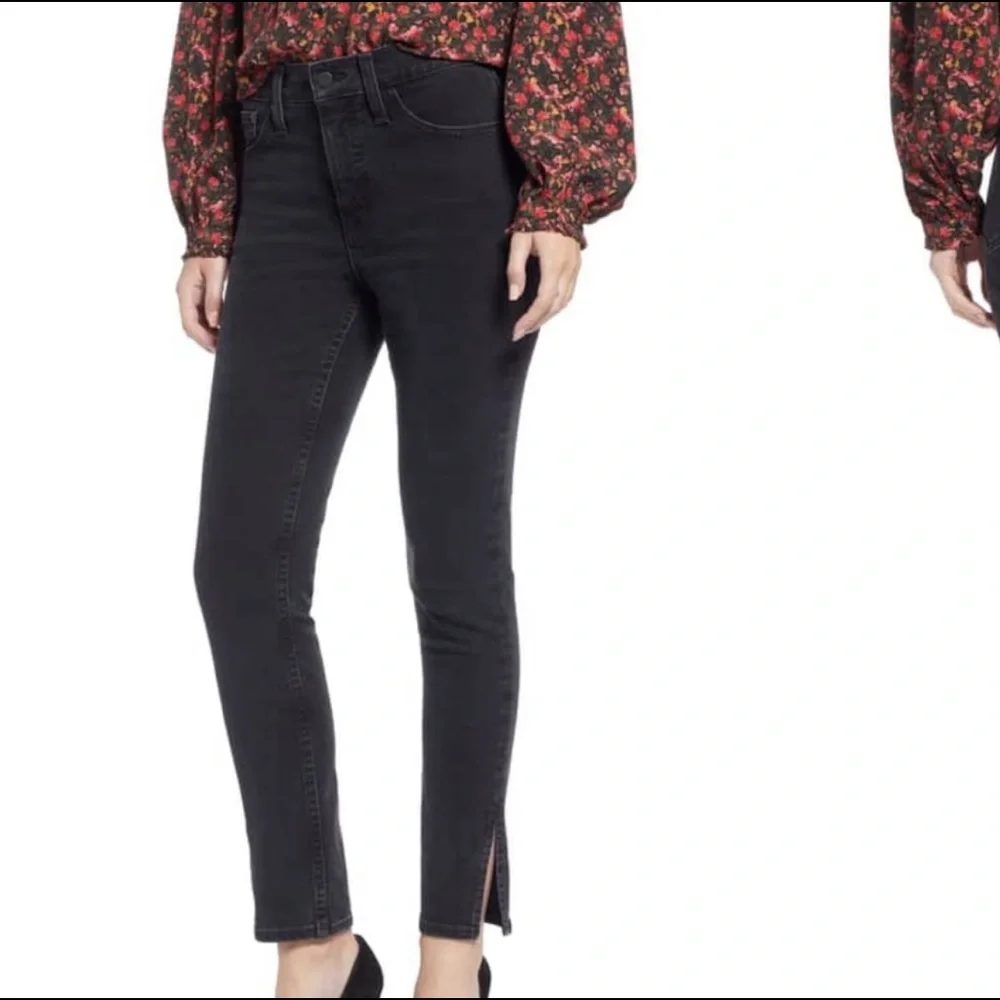 Something Navy size 28”
